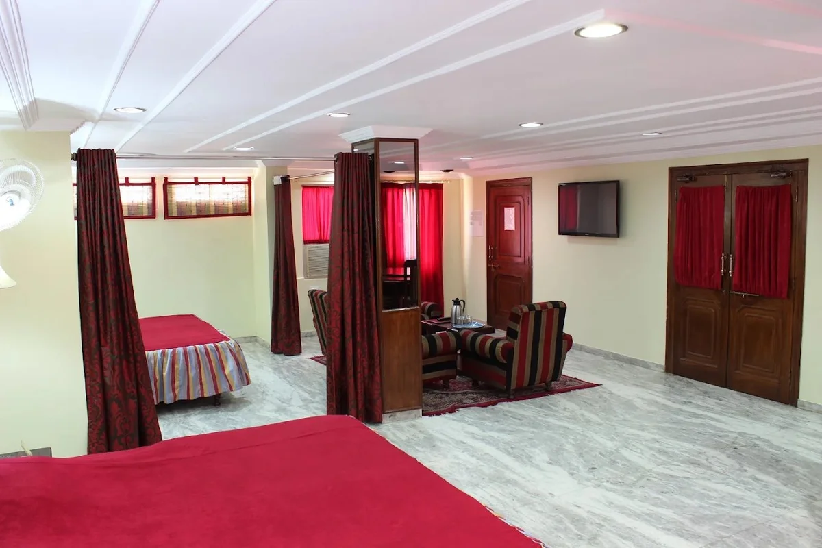 Hotel Padmini Palace — photo 11