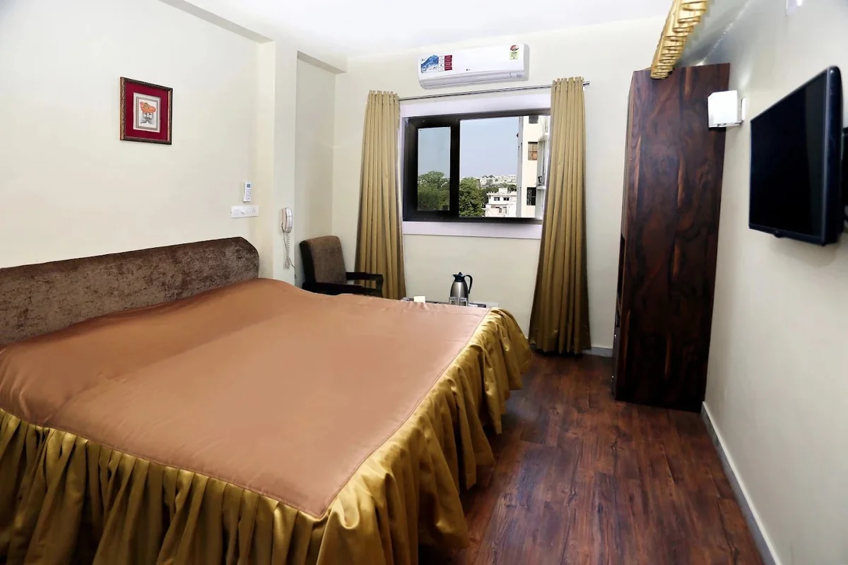 Hotel Padmini Palace — photo 12