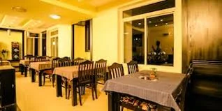 Hotel Emerald Inn — photo 15