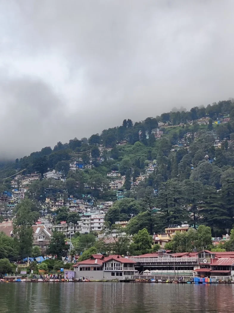 Hotel Nainital Lake Aman — photo 2
