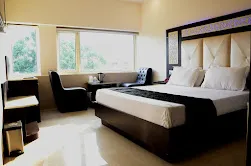 Deluxe