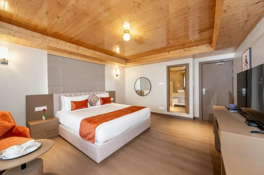 LUXURY COTTAGE VIEW ROOM WITH BALCONY