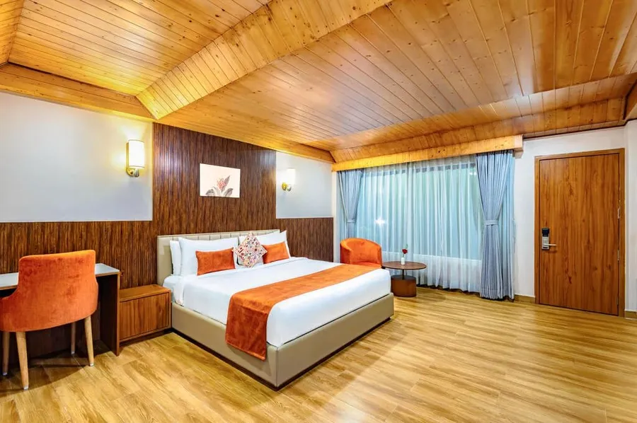 PREMIUM ROOM