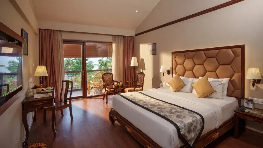 Lake View Elite Rooms