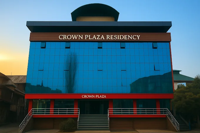 Crown Plaza Residency — photo 1