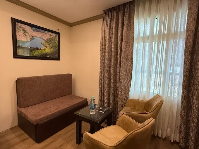 Crown Plaza Residency — photo 6