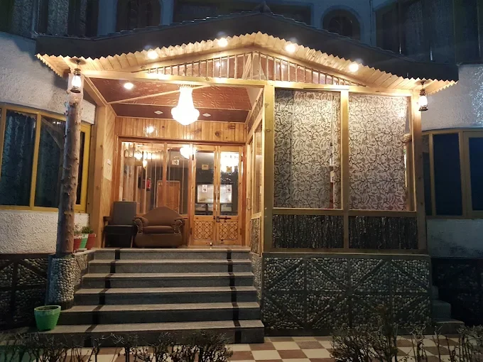 Bombay Palace — photo 2