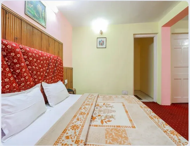 Mountain Facing Balcony Rooms