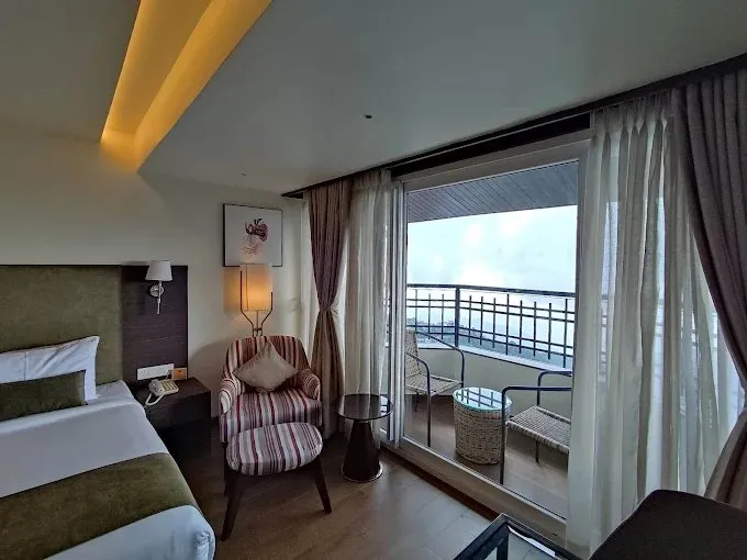 KANCHENJUNGA SUITES WITH BALCONY