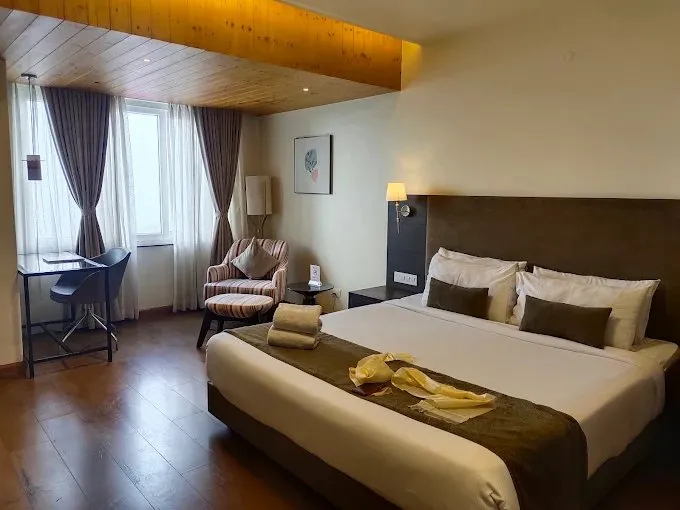 PREMIUM VIEW ROOM WITH BALCONY
