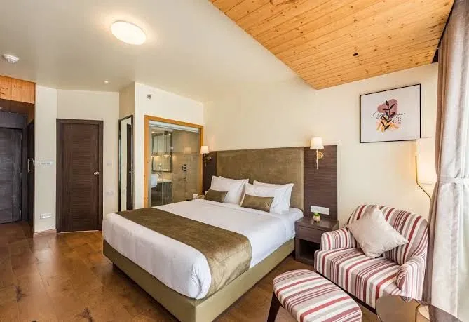 ATTIC KANCHENJUNGA VIEW ROOM