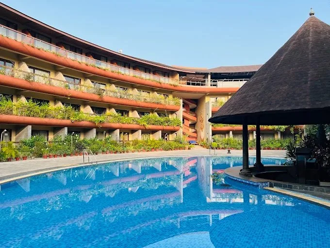 UDAY SUITES - THE GARDEN HOTEL — photo 1