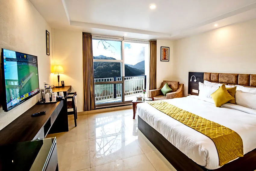 Lake view with Balcony